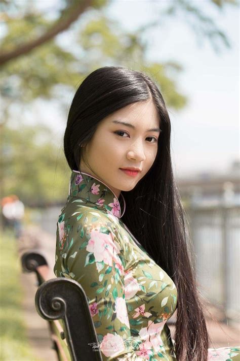 Vietnamese girls just tend to have a slightly prettier face. It’s possible that it’s because of Chinese influence to the North, which is definitely distinctive from the typical …